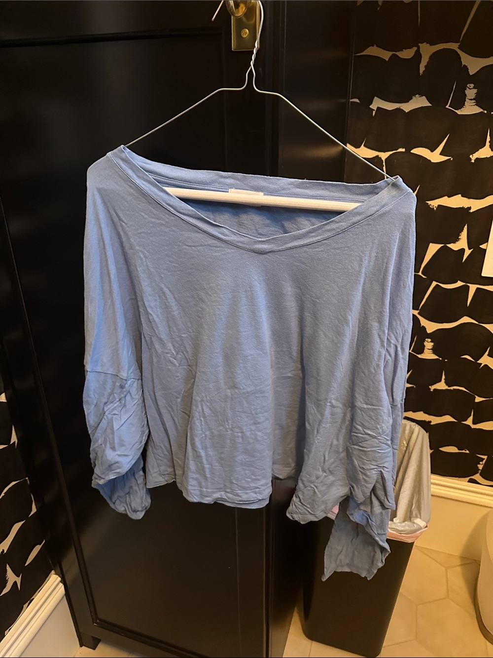 American Vintage Light Blue Off-Shoulder Long Sleeve Top